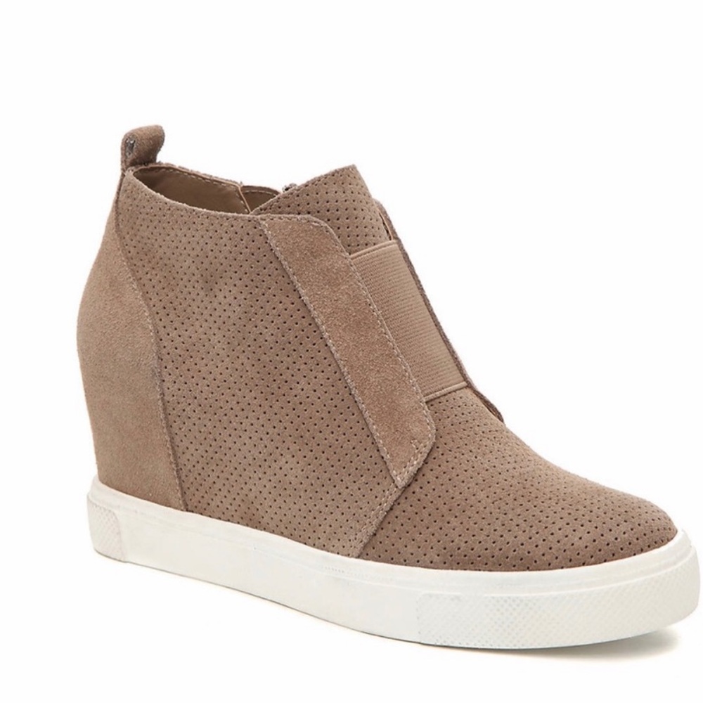Steve Madden Wavery wedge sneaker bootie